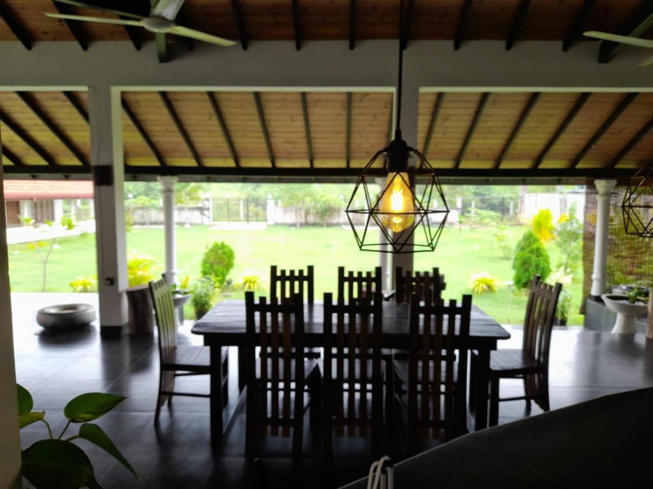 Hotel Blu Marine Nilaveli à Trincomalee Extérieur photo
